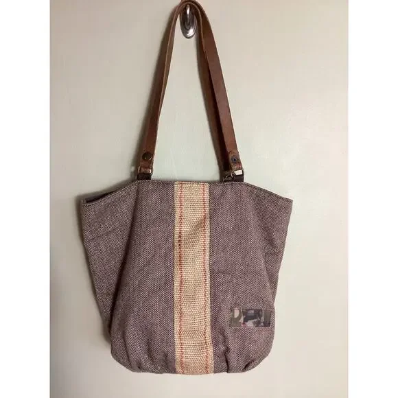 Catherine Parra Women Herringbone Boho Tote Leather Strap EUC